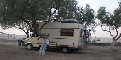 Plaza de aparcamiento para autocaravanas - Albania - Camping Kranea