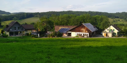 Reisemobilstellplatz - Umgebungsschwerpunkt: Fluss - Häusern (Landkreis Waldshut) - Ansicht des hasenhof - Hasenhof
