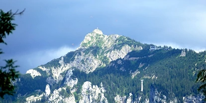 Place de parking pour camping-car - Stromanschluss - Wald (Landkreis Ostallgäu) - Solche Aussichten auf den Hauseigenen Berg gibt es nur im Allgäu und bei uns - Wohnmobilpark Füssen