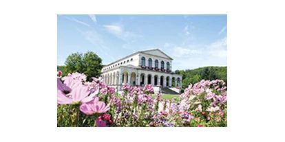 Reisemobilstellplatz - Wellness - Gersfeld - Kursaalgebäude - Schlosspark König Ludwig I.-Wohnmobilplatz