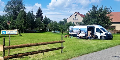 Motorhome parking space - Hunde erlaubt: Hunde erlaubt - Dürrhennersdorf - Stellplatz am Schanzberg 