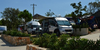 Motorhome parking space - Grauwasserentsorgung - Dalmatia - Camp Mandarino