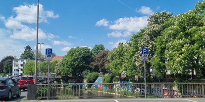 Motorhome parking space - Art des Stellplatz: eigenständiger Stellplatz - Franken - Parkplatz in der Grünewaldstraße