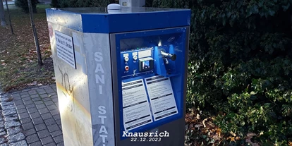 Plaza de aparcamiento para autocaravanas - Art des Stellplatz: bei Gewässer - Radebeul - Caravanstellplatz Großenhain