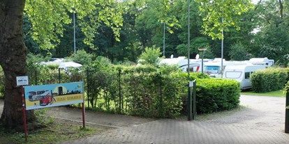 Motorhome parking space - Art des Stellplatz: ausgewiesener Parkplatz - Recklinghausen - Eingang - Reisemobilstellplatz Kaisergarten