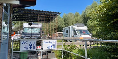 Motorhome parking space - Art des Stellplatz: bei Gewässer - Jabel - An der Metow-Ferienpark.Hotel.Camping
