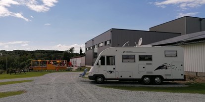 Motorhome parking space - WLAN: teilweise vorhanden - Kirchhundem - Freizeitwelt Sauerland