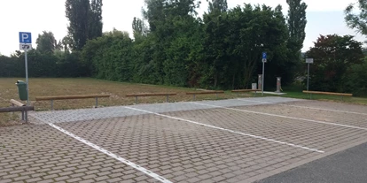 Motorhome parking space - Frischwasserversorgung - Höchstadt an der Aisch - Festplatz Seukendorf