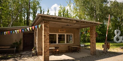 Reisemobilstellplatz - Umgebungsschwerpunkt: See - Lubań - Rezeption & Info "Alte Pforte" - Camping am Kühlhaus