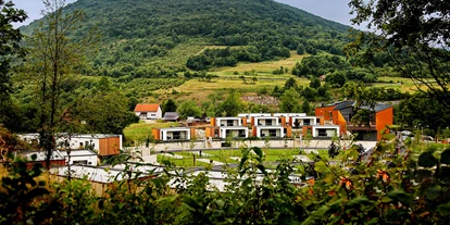 Parkeerplaats voor camper - Art des Stellplatz: bei Gewässer - Centraal-Kroatië - Slavonië - Campingplatz Plitvice *****