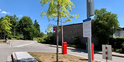 Plaza de aparcamiento para autocaravanas - Umgebungsschwerpunkt: Stadt - Hüfingen - Am Hallenbad Villingen