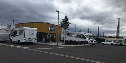 Reisemobilstellplatz - Wohnwagen erlaubt - Sachsen - Stellplatz Parken am Goldstück Leipzig