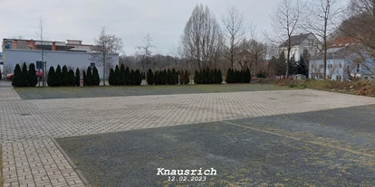 Plaza de aparcamiento para autocaravanas - Hunde erlaubt: Hunde erlaubt - Turingia - Wohnmobilhafen "Gessenpark"