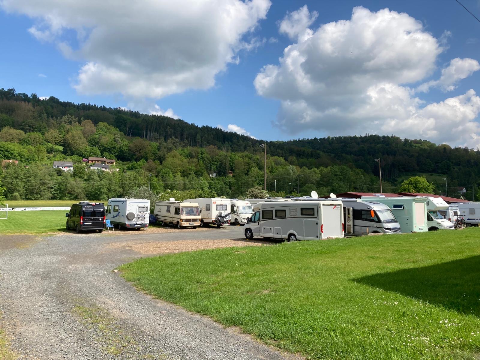 Wohnmobilstellplatz - Rhön Camp Stellplatz Sportverein Zeitlofs-Rupboden