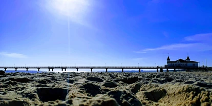 Posto auto camper - Umgebungsschwerpunkt: Strand - Altwarp - Der Strand mit der Ahlbecker Seebrücke  - AufNachUsedom 