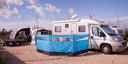 Reisemobilstellplatz - Art des Stellplatz: im Campingplatz - Costa de Almería - Camping Cabo de Gata