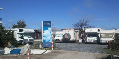 Reisemobilstellplatz - Entsorgung Toilettenkassette - Neo Risio - Camper Stop & Service Station Thessaloniki Zampetas