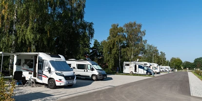 Parkeerplaats voor camper - Bad Schönborn - Wohnmobilhalt "An der Hilsbach" in Eppingen,
Foto: Stadt Eppingen, Thunert - Wohnmobilhalt an der Hilsbach