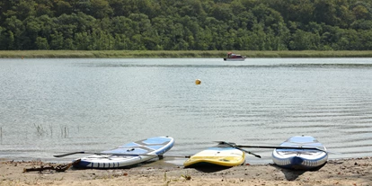 Reisemobilstellplatz - Stromanschluss - Lexow - Genuss Ferien, Natur und Strandcamping am Jabelschen See