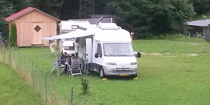 Reisemobilstellplatz - Wohnwagen erlaubt - Arzbach (Neuberg an der Mürz) - Biohof Fraiss  / Sepplbauer 