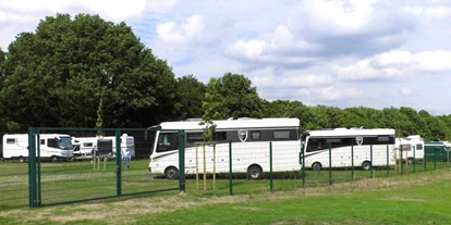 Reisemobilstellplatz - Stromanschluss - Mülheim an der Ruhr - Wohnmobilpark am Freizeitbad Aquarell