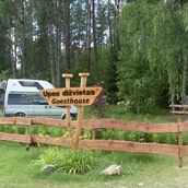 Place de stationnement pour camping-car - Stellplatz - Upes Dizvietas