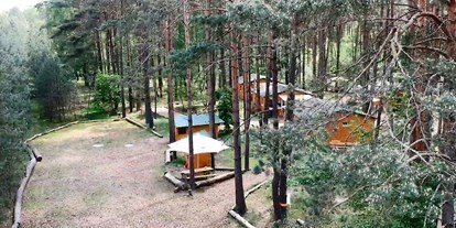 Reisemobilstellplatz - Angelmöglichkeit - Densow - Stellplätze von oben gesehen - Kastavenwald