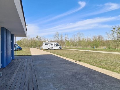 Motorhome parking space - Radweg - Diemitz - Reisemobil-Marina Müritz