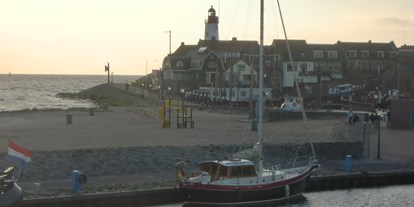 Reisemobilstellplatz - Umgebungsschwerpunkt: See - Fischerort Urk am IJsselmeer - Vakantiepark 't Urkerbos