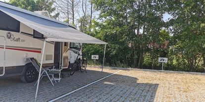 Place de parking pour camping-car - Grauwasserentsorgung - Kellinghusen - Wohnmobilstellplatz an der Roland Oase, Bad Bramstedt