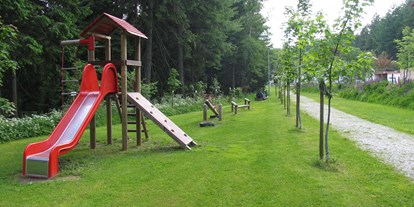 Reisemobilstellplatz - Umgebungsschwerpunkt: Berg - Bad Gottleuba-Berggießhübel - Spielplatz - Parkplatz am SWF-Sporthotel