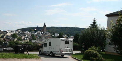 Plaza de aparcamiento para autocaravanas - WLAN: nur um die Rezeption vorhanden - Schönheide - Caravaning am Berghotel Steiger