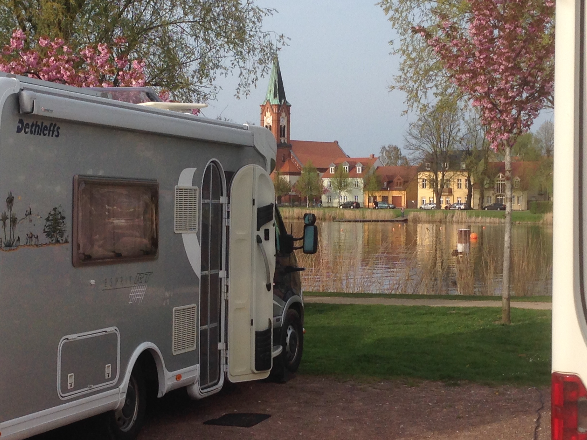 área de autocaravanas - Wohnmobilkurzreiseplatz Werder ohne Reserrvierungsmöglichkeit