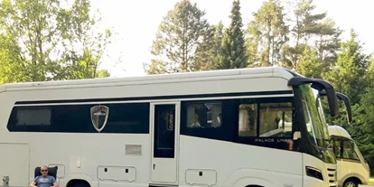 Reisemobilstellplatz - Art des Stellplatz: vor Campingplatz - Buchholz in der Nordheide - HUNDE ERLAUBT
Sie haben rund um das Feriengelände genügend Auslauf für Ihre Vierbeiner - WOHNMOBIL STELLPLATZ HEIDENAU