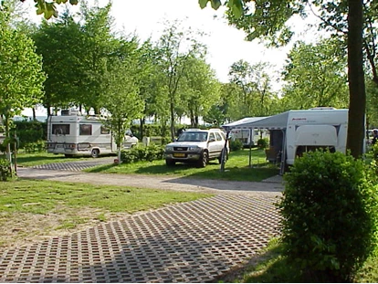 Reisemobilstellplatz - Art des Stellplatz: bei Gewässer - Rodenberg - Erholungsgebiet Doktorsee