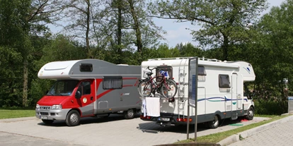 Place de parking pour camping-car - Hunde erlaubt: Hunde erlaubt - Bad Salzschlirf - Wohnmobilstellplätze in Poppenhausen