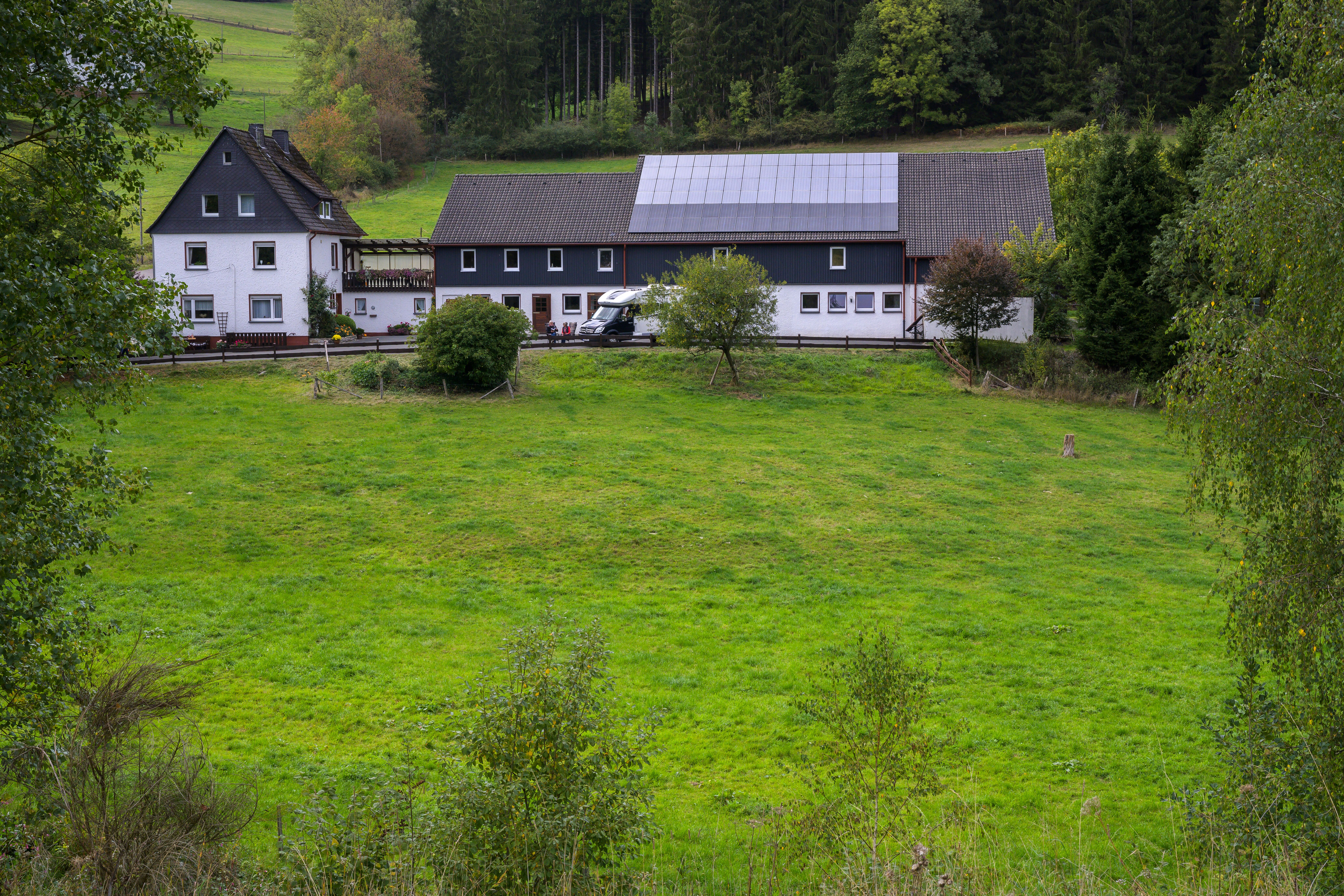 Motorhome parking ground - Aussiedlerhof Brögger