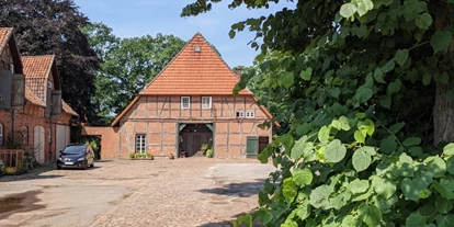 Plaza de aparcamiento para autocaravanas - Radweg - Mittelweser - Hof Vogel direkt am Weserradweg