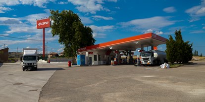 Motorhome parking space - Duschen - Castile and Leon - Área de Villaquirán 