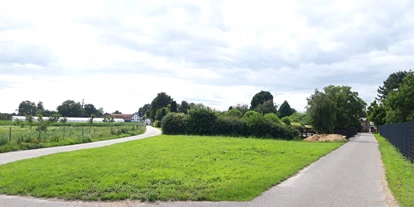 Parkeerplaats voor camper - Wohnwagen erlaubt - Schinnen - Stellplatz "Feldblick" und "Am Garten" auf dem Bauernhof Familie Kamp