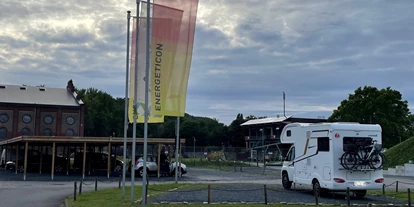 Place de parking pour camping-car - öffentliche Verkehrsmittel - Kelmis - Stellplatz - ENERGETICON