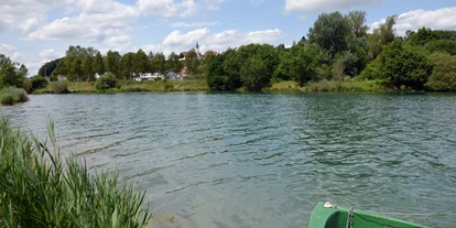 Parkeerplaats voor camper - Bademöglichkeit für Hunde - Krauchenwies - Stellplatz am Seencamping Krauchenwies