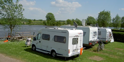 Parkeerplaats voor camper - Wohnwagen erlaubt - Mittelweser - Stellplatz Wassersport-Weser e. V. Drakenburg - Stellplatz Wassersport Weser Drakenburg