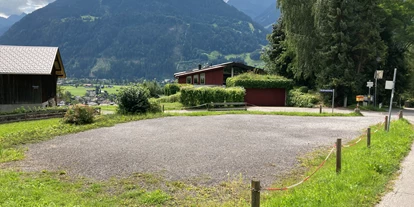 Place de parking pour camping-car - öffentliche Verkehrsmittel - L'Autriche - WoMo Stellplatz Montjola Mountain View - Montjola Mountain View