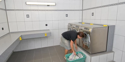 Reisemobilstellplatz - Spielplatz - Bree - Waschmachine und Trockenmachine - Camping Zavelbos