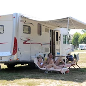 Place de stationnement pour camping-car - Platz - Camping De Binnenvaart