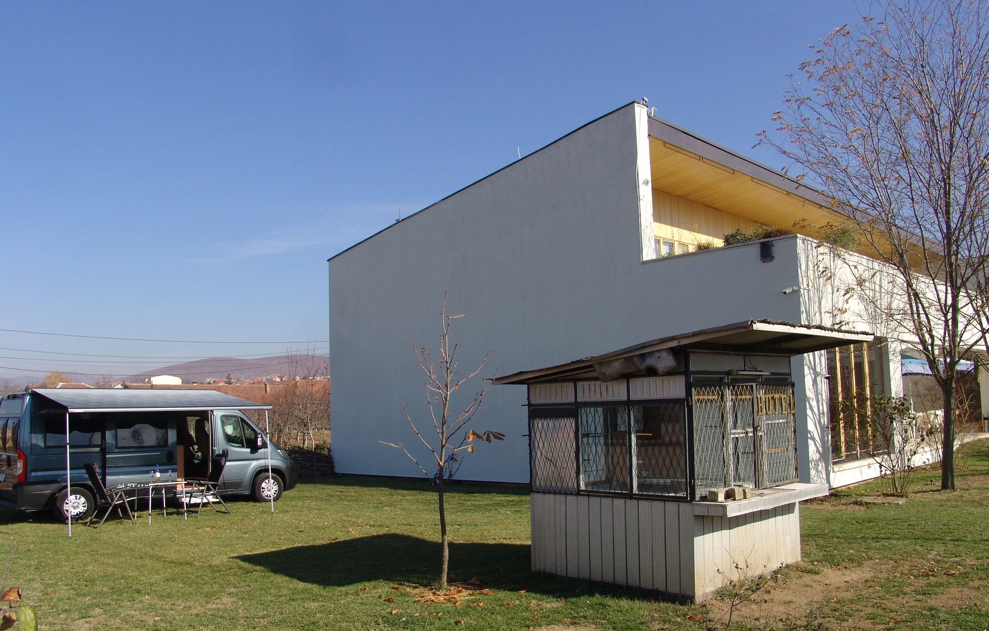 Wohnmobilstellplatz - Hotel Gracanica