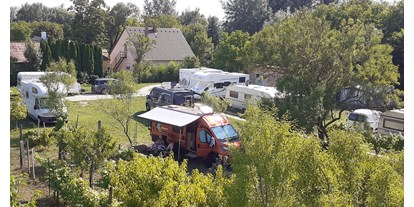 Reisemobilstellplatz - Stromanschluss - Gadàny - Balaton