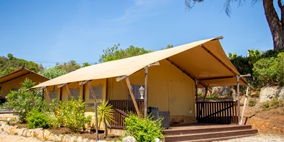 Plaza de aparcamiento para autocaravanas - Lagoa - Unsere Safari Premiumzelte - Oasis Camp
