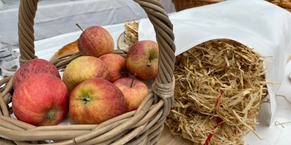Reisemobilstellplatz - Art des Stellplatz: bei Gaststätte - Märstetten - Der Thurgauer Apfel darf in Mostindien nicht fehlen - Hotel Restaurant Seemöwe 